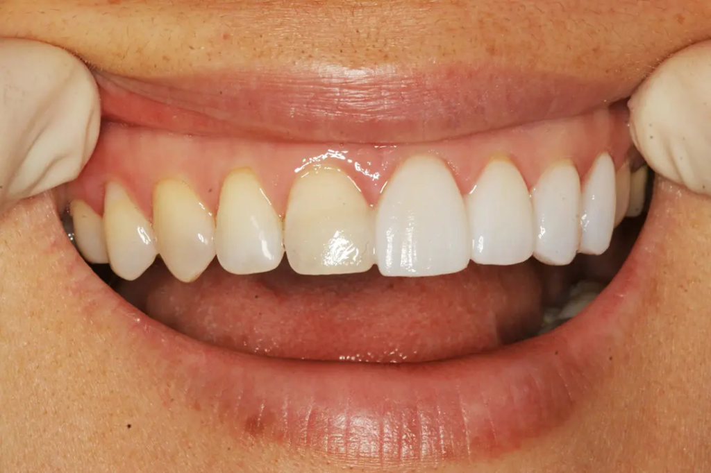experienced cosmetic dentist